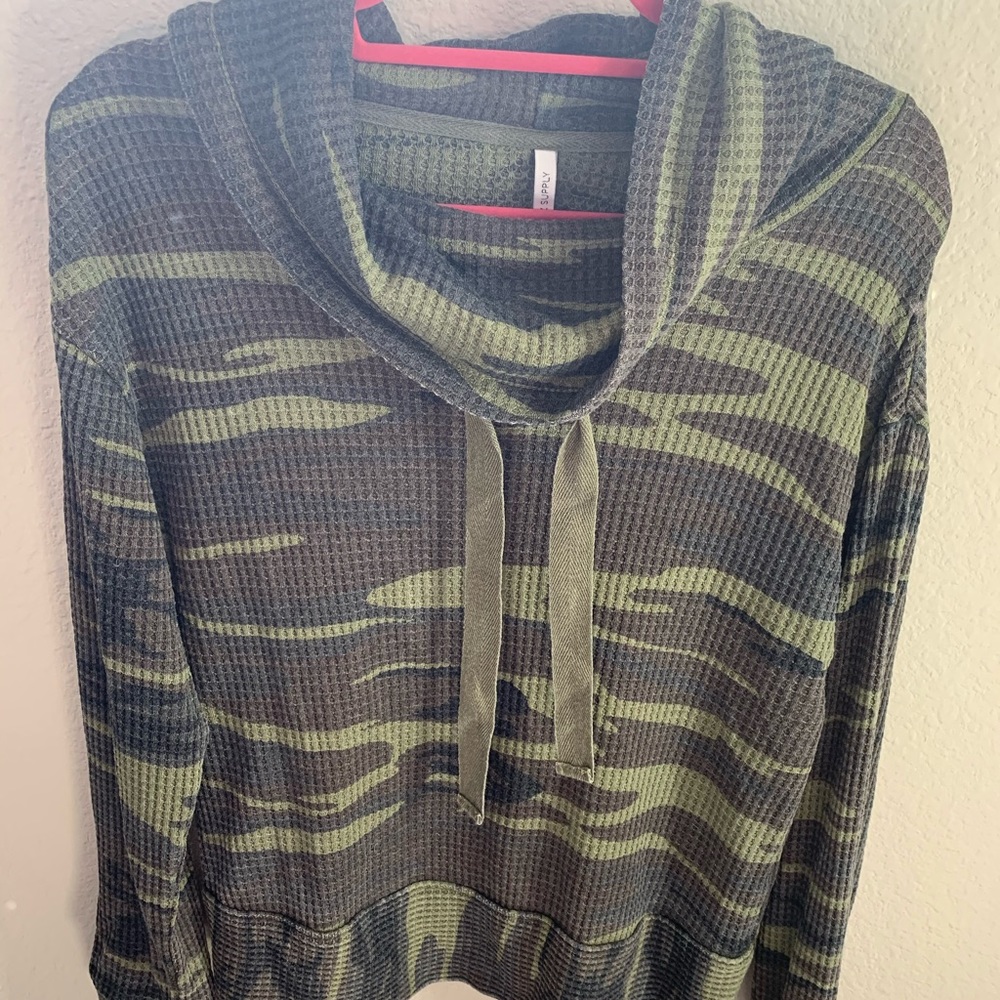 Z supply waffle knit camo pullover